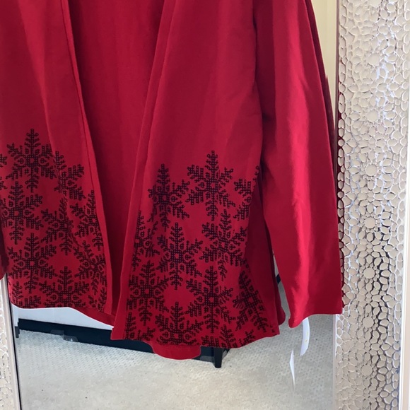 New Red Cardigan - Picture 4 of 6